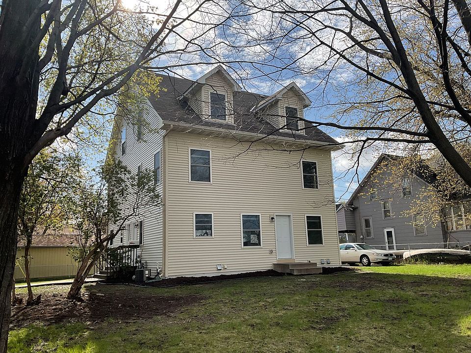 1st image of 1038 Lexington Pkwy N #B
