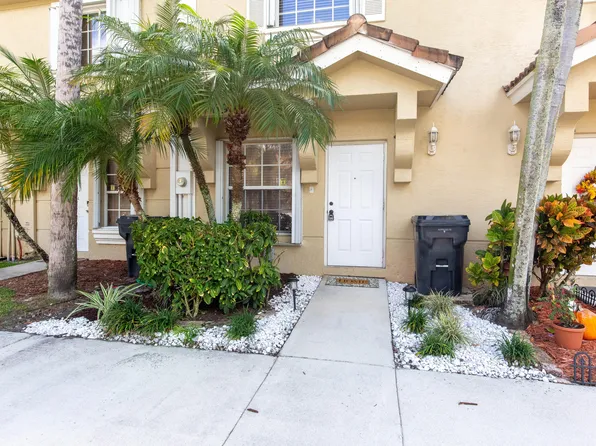 6916 Crooked Fence Drive, Lake Worth, FL 33467