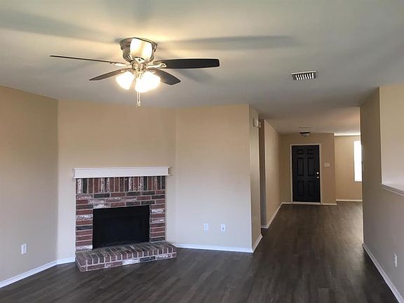 4th image of 3609 Kathryn Way