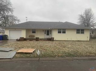 2343 1st St, Sedalia, MO 65301