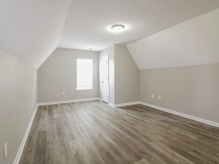 8418 Linda Shore Dr N — Photo 17