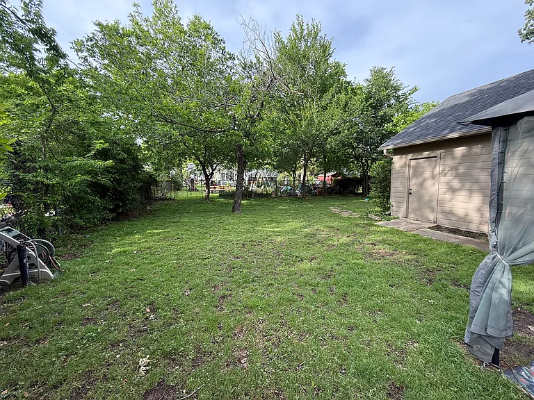2517 Honeysuckle Ave — Photo 41