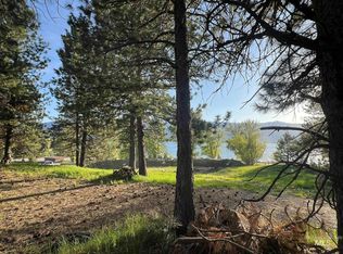 515 Lakeview Dr, Cascade, ID 83611