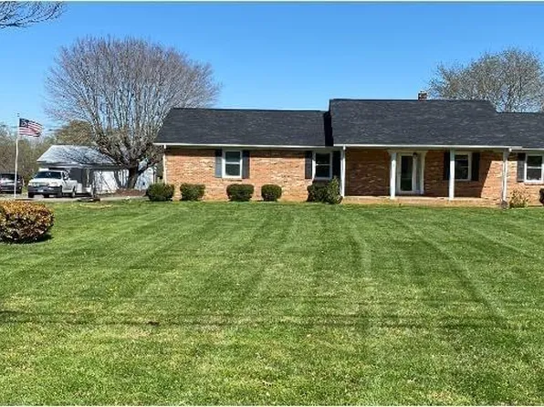 1237 Ringgold Rd, Ringgold, VA 24586