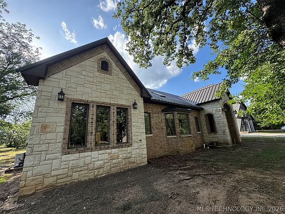 2nd image of 4874 Chase Way