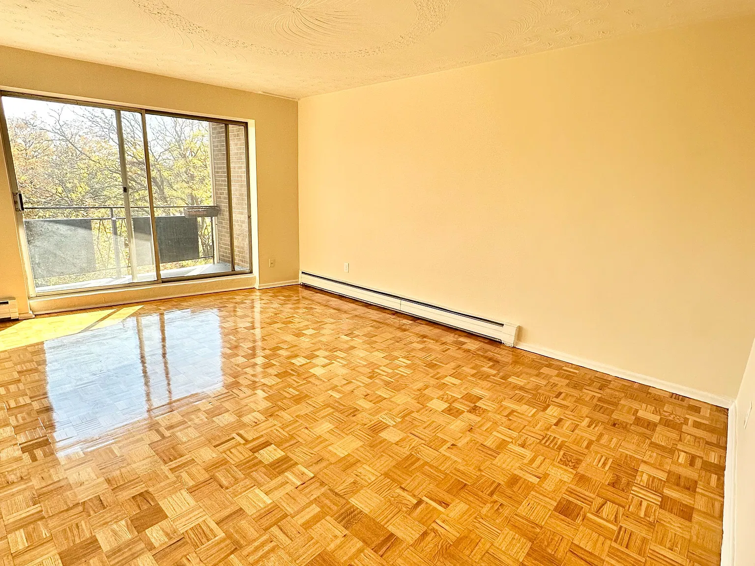 2 bed, $2,195 — Photo 3
