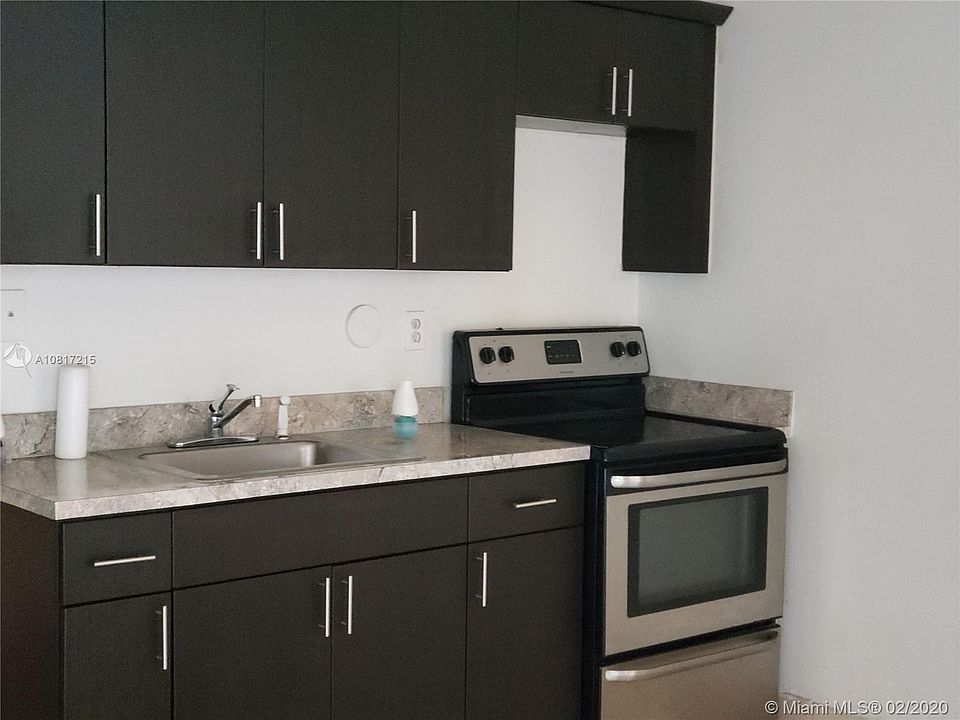 1st image of 156 NW 12th St #2