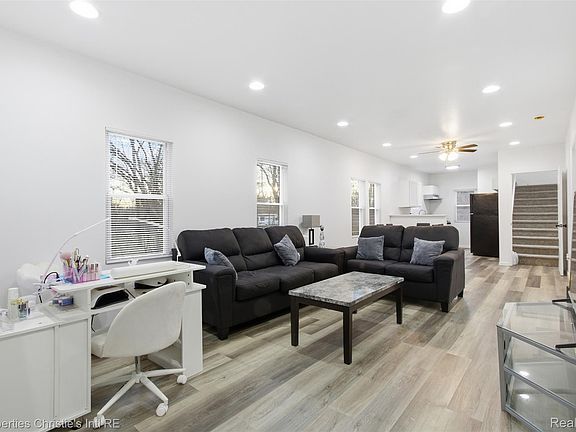 3rd image of 14265 Appoline St