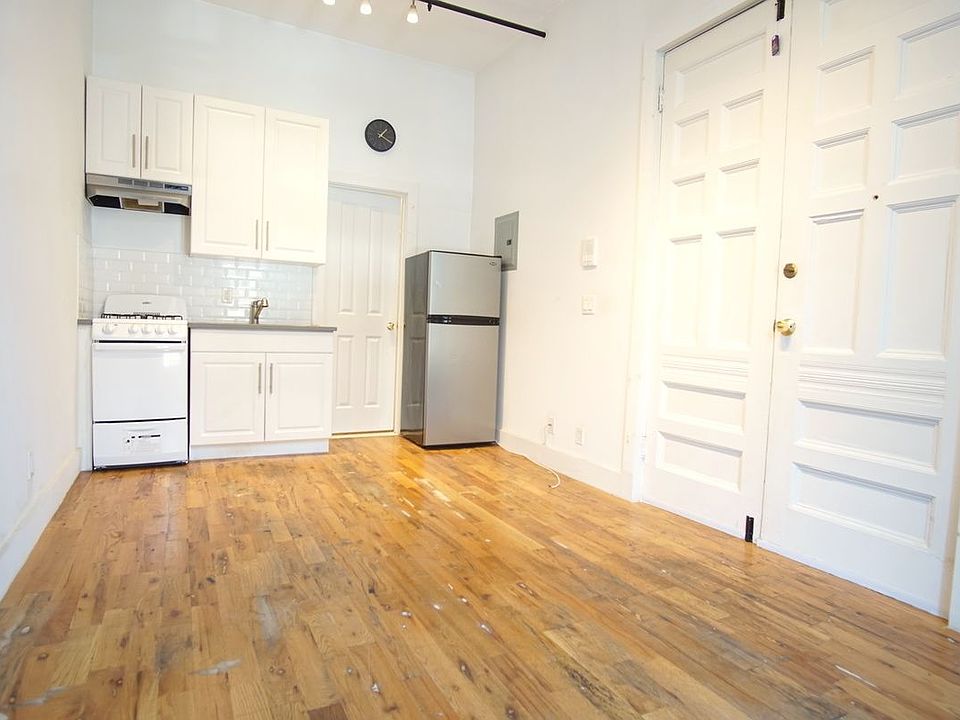 1st image of 480 Greene Ave APT 2F
