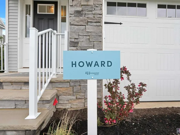 11 Harvest Ct, Old Tappan, NJ 07675