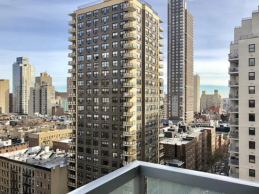 Sold by Maxwell Jacobs | media 4