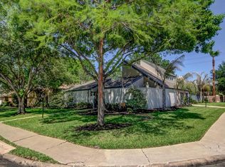 1127 Coachlight Dr, Houston, TX 77077
