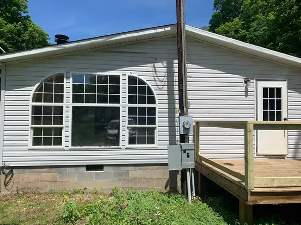 631 Mount, Mount Zion, WV 26151