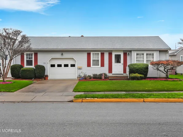 98 Parker Avenue, Manasquan, NJ 08736