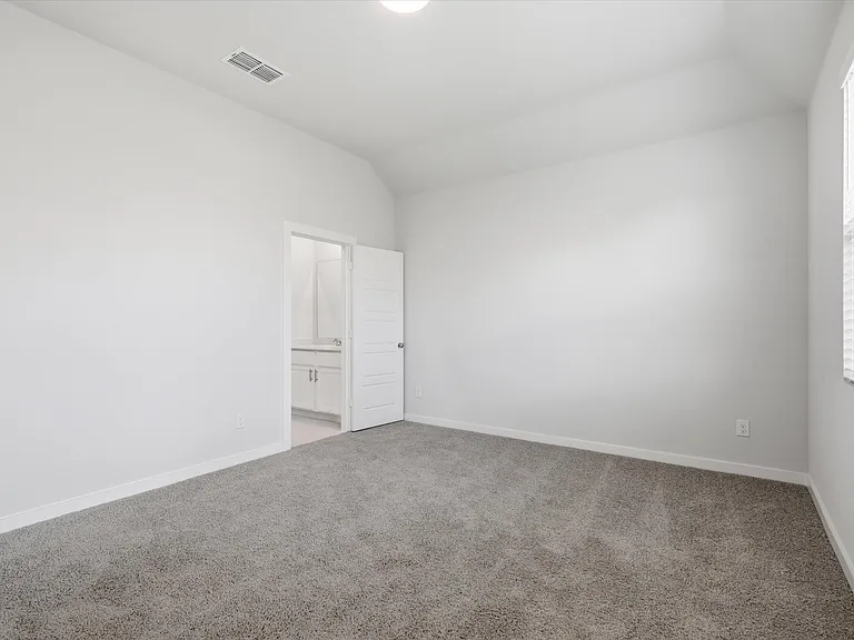 508 Green Grass Dr — Photo 16