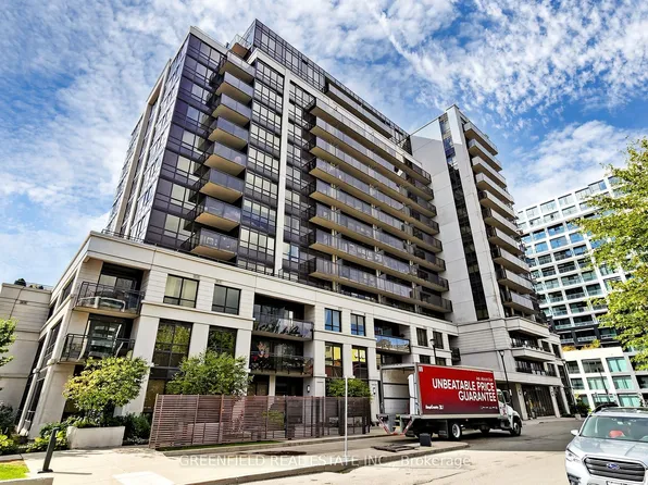 55 De Boers Dr #Lph2, Toronto, ON M3J 0G5