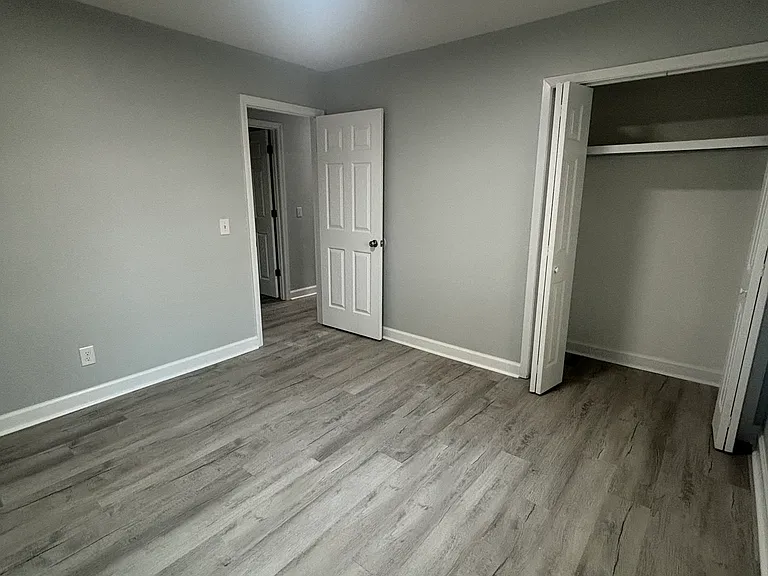 711 Argonne Ct — Photo 14