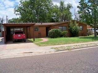 1004 NW 12th Pl, Andrews, TX 79714