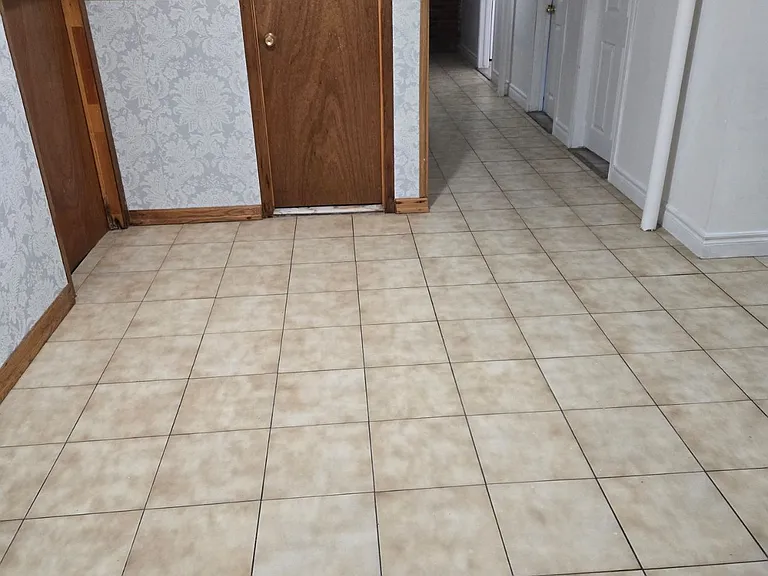 45 Wheelwright Cres #BASEMENT — Photo 3