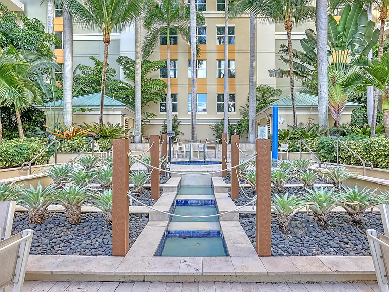 700 E Boynton Beach Blvd #312 — Photo 24