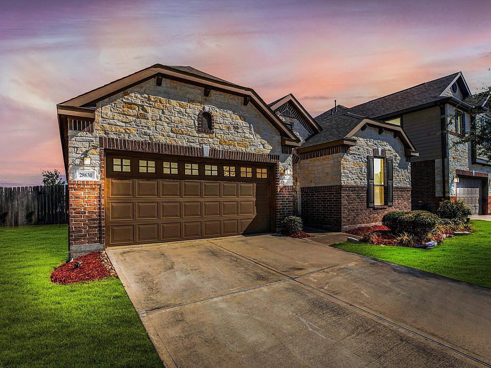 1st image of 28630 Cabrera Hill Ln