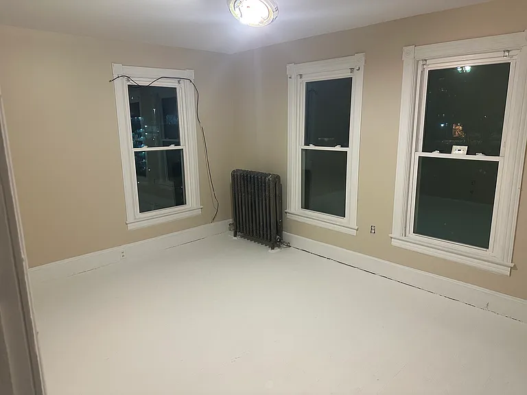 203 Pleasant St #2 — Photo 9