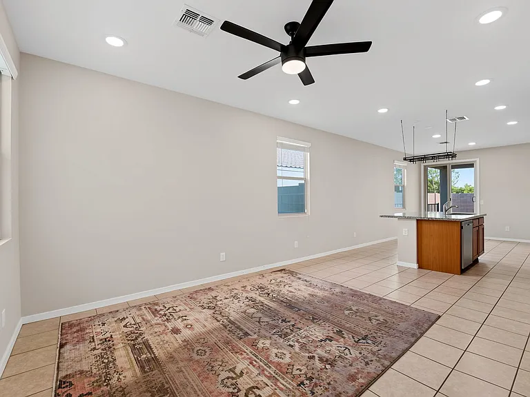 3629 E Archer Dr — Photo 5