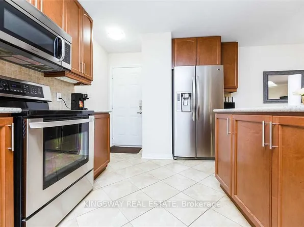 31 S Bleasdale Ave, Brampton, ON L7A 0P5