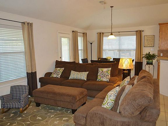 3rd image of 32506 Decker Oaks Dr