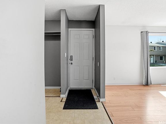 3rd image of 4174 Castle ROAD