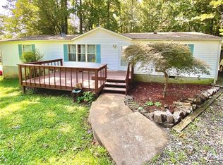 239 Laurelwood Ln, Mills River, NC 28759