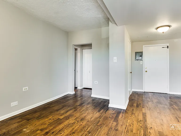 7301 N. Sheridan — Photo 29