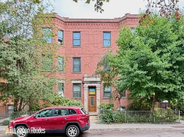 835 N Rockwell St, Chicago, IL