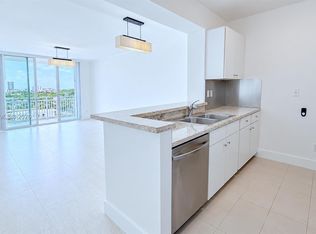 2665 SW 37th Ave APT 701, Miami, FL 33133