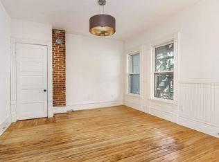 32 Orchard Ter #1B, Burlington, VT 05401