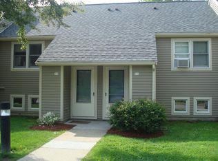 11 Warren Rd #9-1, Sudbury, MA 01776