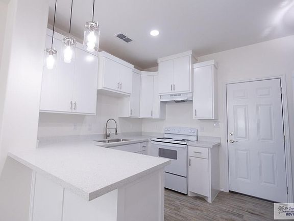 5th image of 2200 Valley Cir #A