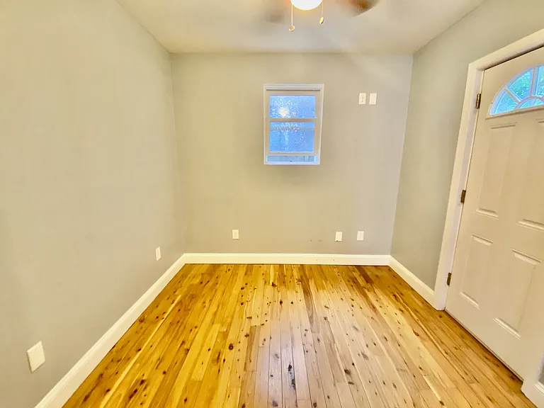 2027 S Watts St — Photo 14