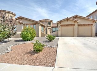 912 Loma Pinon Loop NE, Rio Rancho, NM 87144