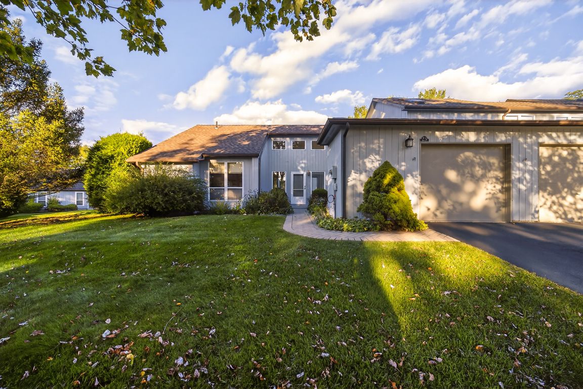 next background image