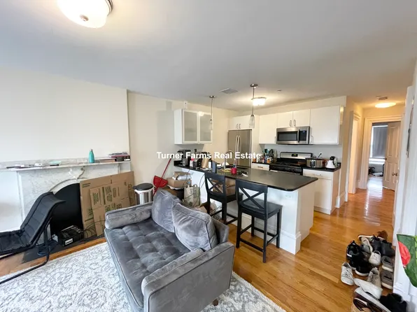 658 Massachusetts Ave, Boston, MA