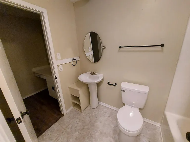 120 Cash St #B3 — Photo 11