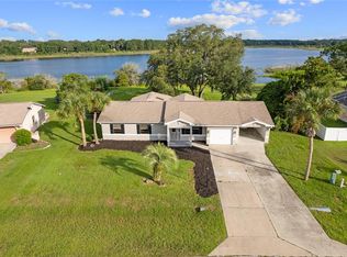 909 Hickory Rd, Ocala, FL 34472