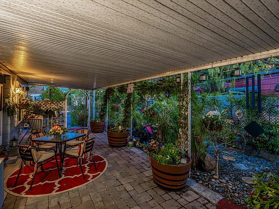 5th image of 98 Sequoia Circle