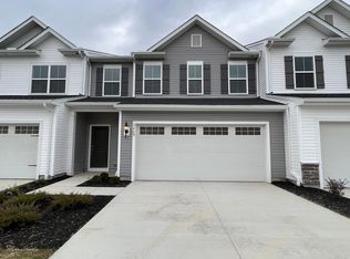 3468 Magnolia Ln, Uniontown, OH 44685