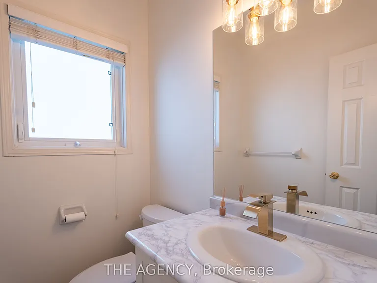 45 Silvervalley Dr #UPPER — Photo 34