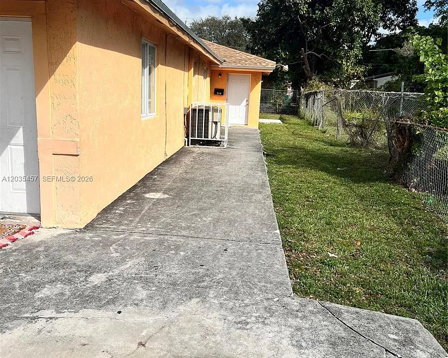 789 NW 55th Ter #B