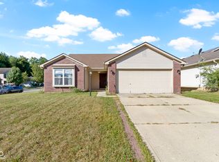 8164 Maple Stream Ln, Indianapolis, IN 46217