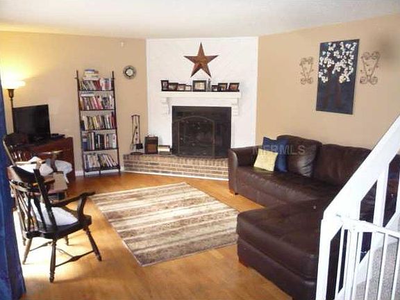 4th image of 620 Olympic Dr #6-D