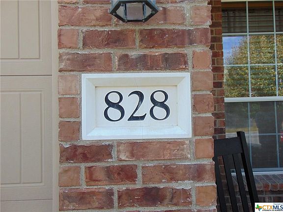 3rd image of 828 Red Fern Dr